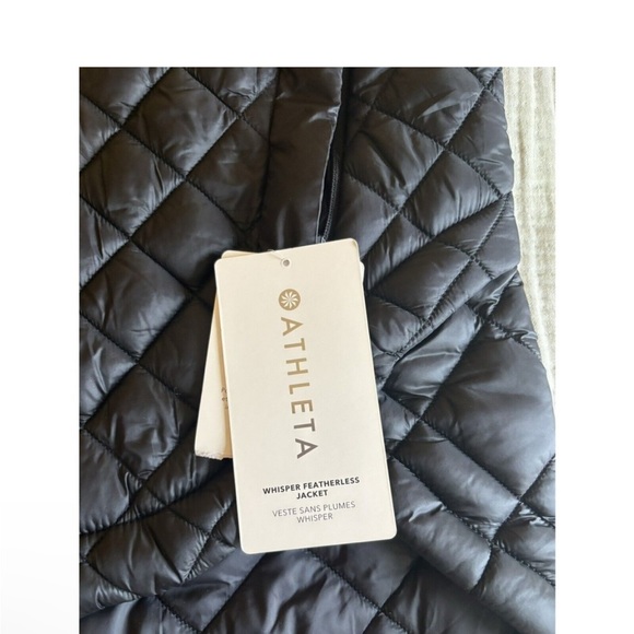 NWT Athleta Whisper Featherless Puffer Jacket Black Sizes Small and Medium - Picture 6 of 7